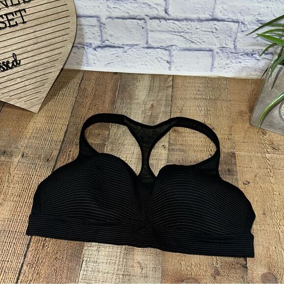 Lululemon Speed Up Bra Anti-Stink
Black - Picture 9 of 12